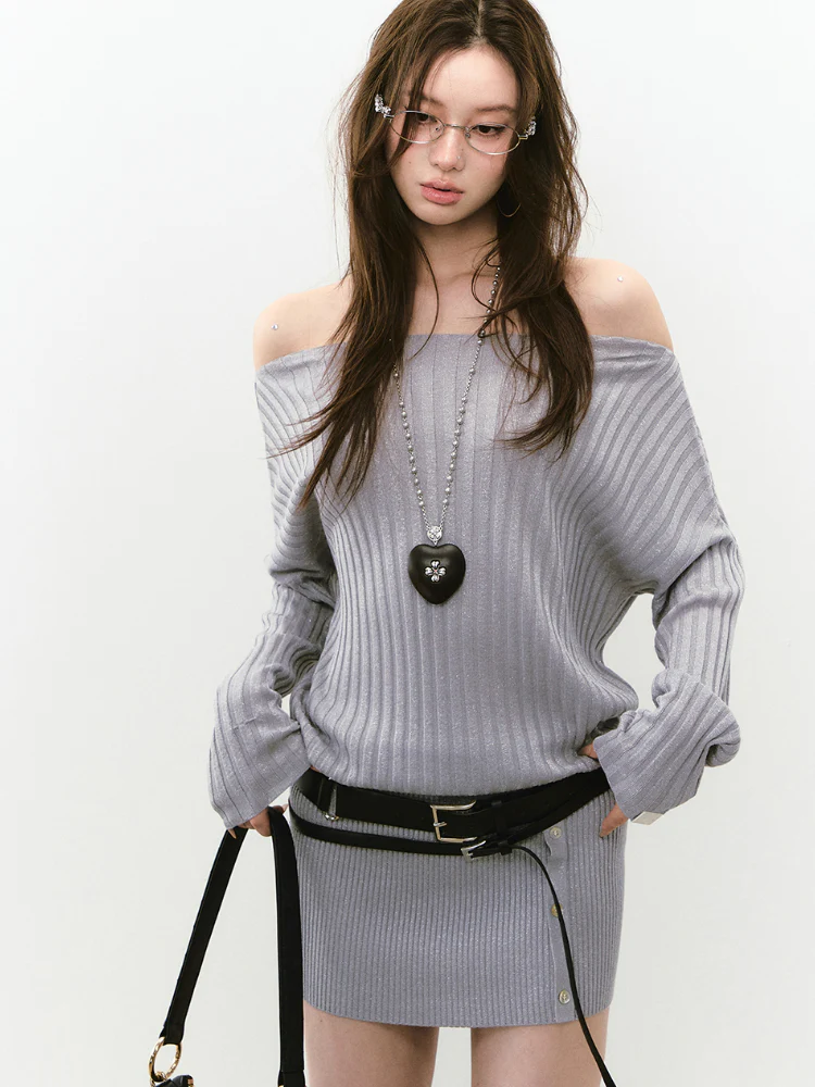 Off-Shoulder Slant Shoulder Button Dress