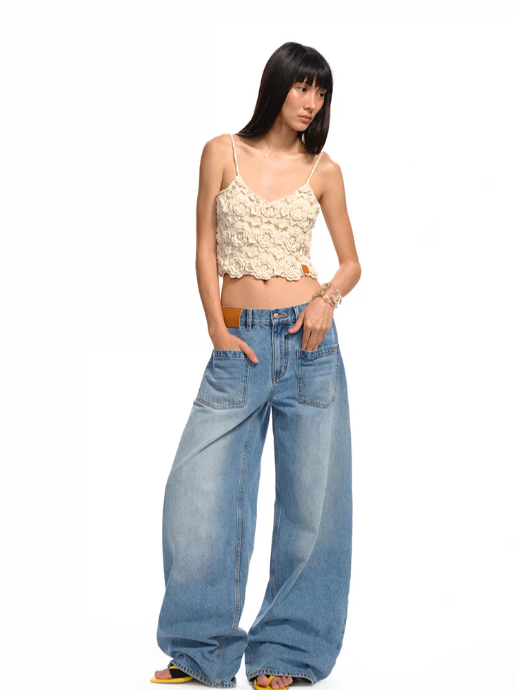 Small V-Neck Three-Dimensional Flower Sling Vest