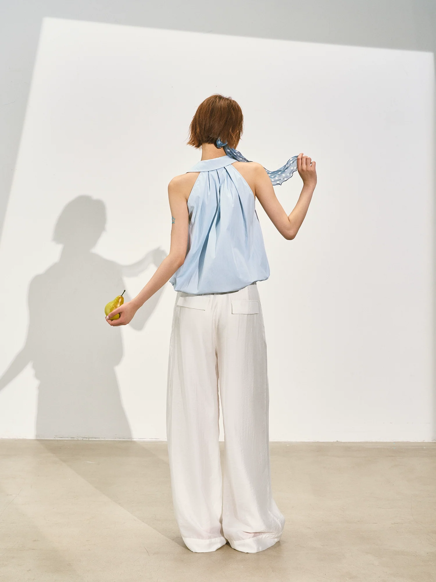 Halter Neck Off-Shoulder Crinkled Sleeveless Top