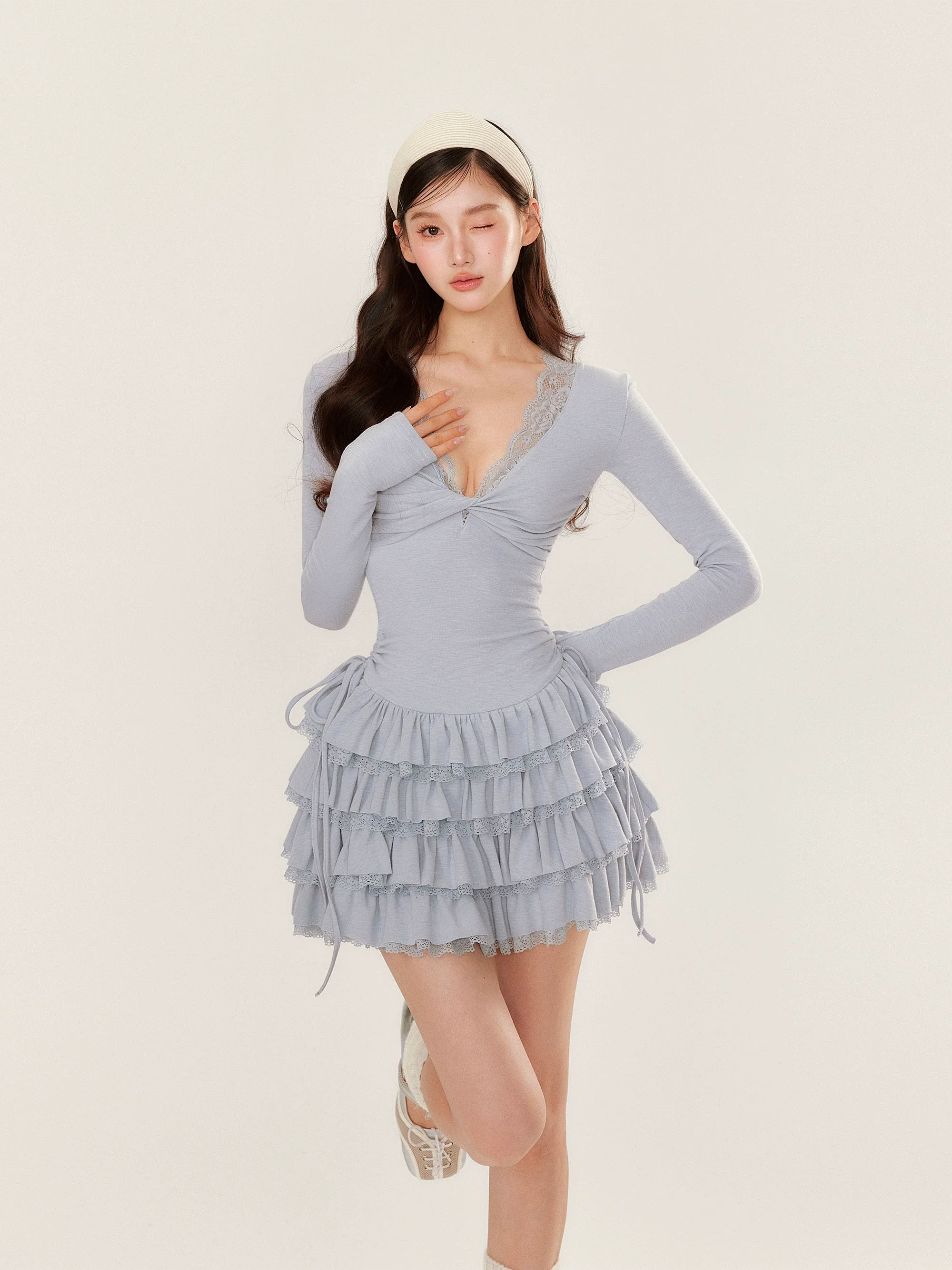V-neck Long Sleeve Cake Dress
