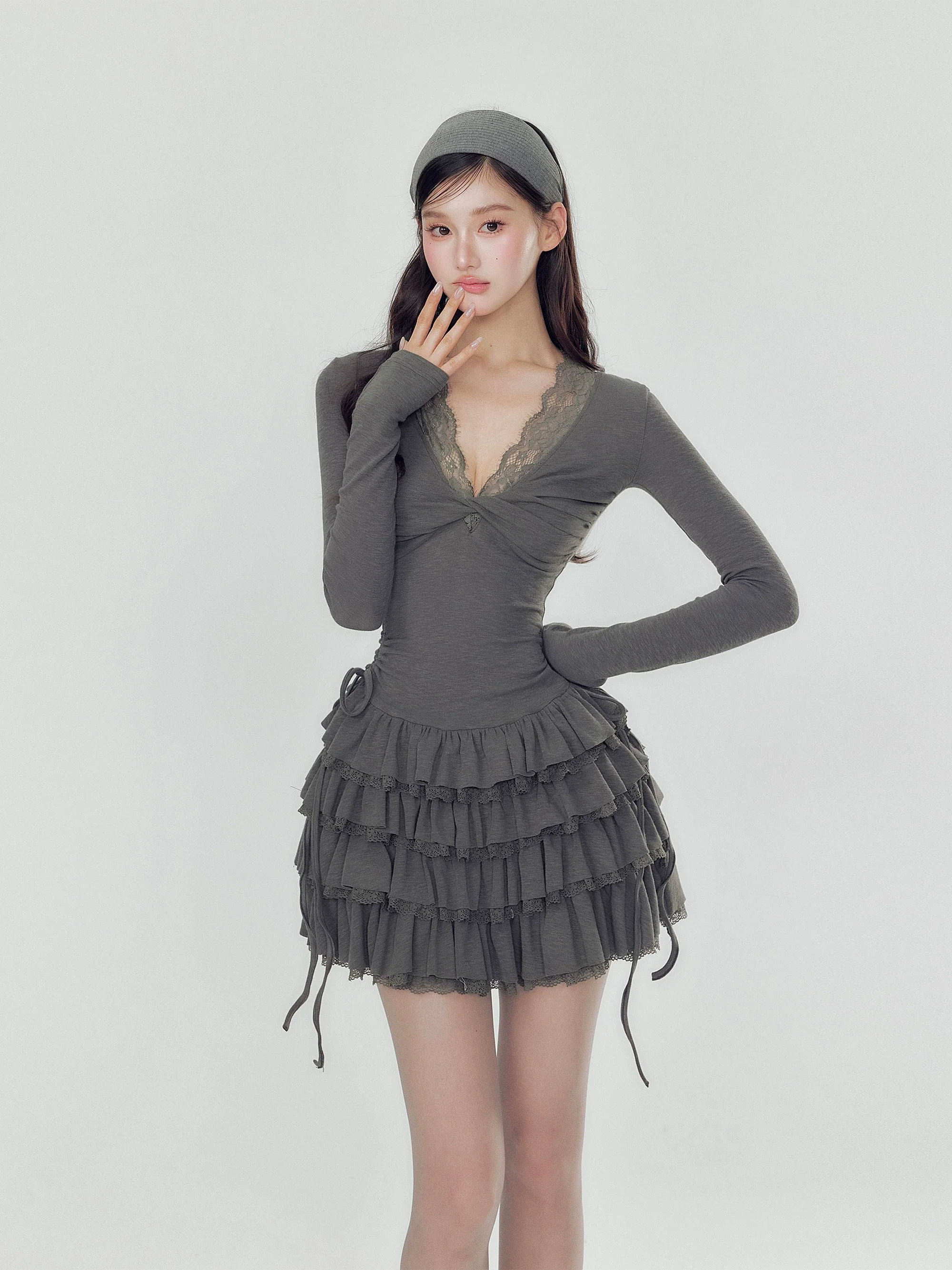 V-neck Long Sleeve Cake Dress