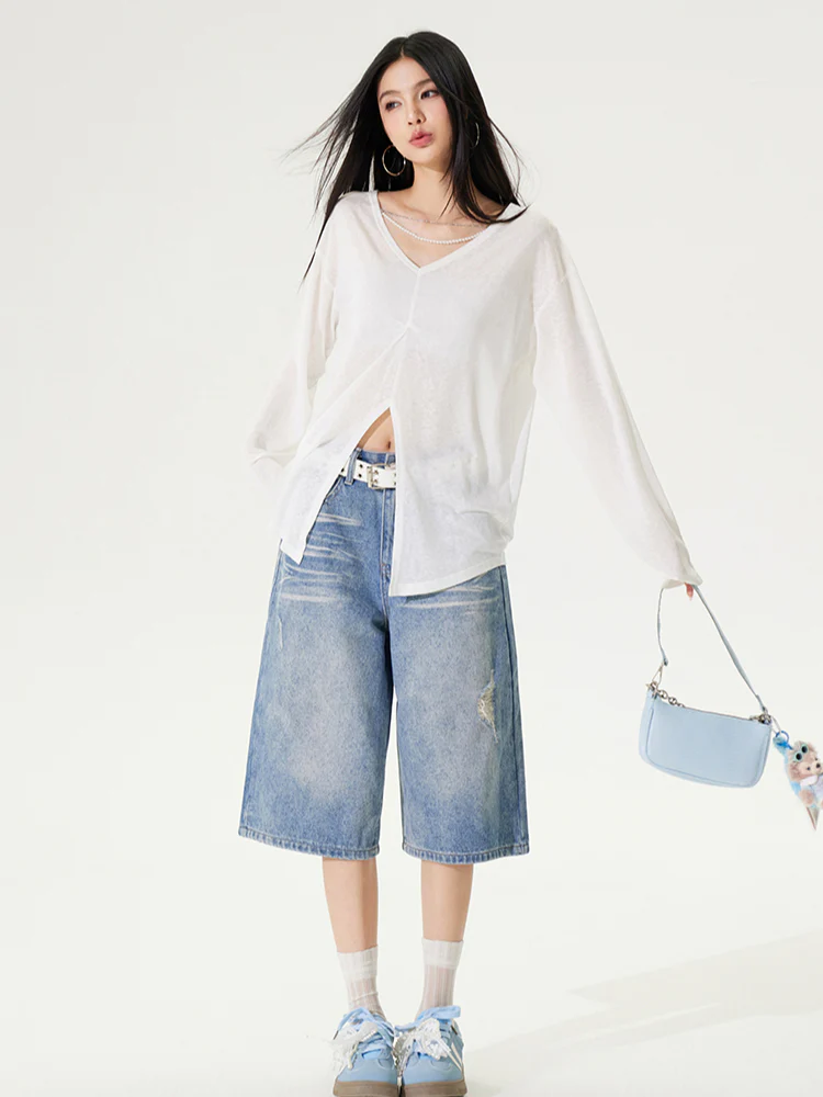 Distressed 7-inch Denim Straight Pants