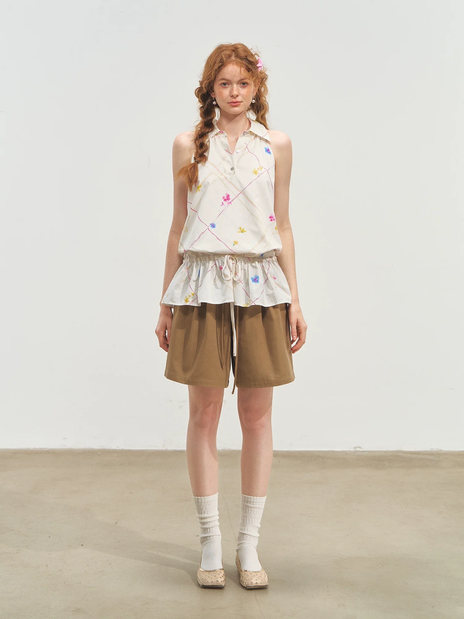 French-Style Printed Sleeveless Halter Tie-Up Top