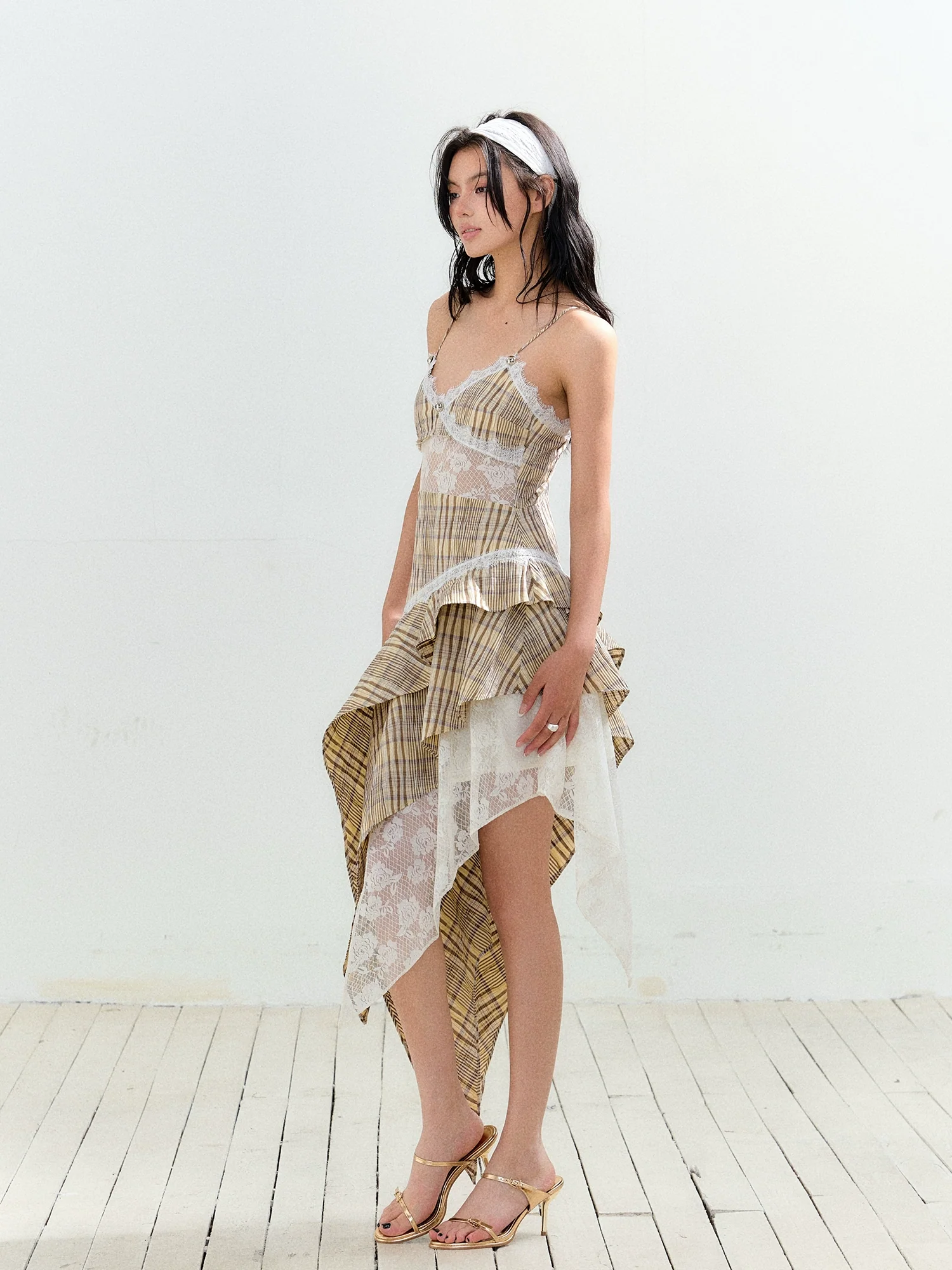 Yellow Checkered Color-blocking Lace Trimmed Sling Dress