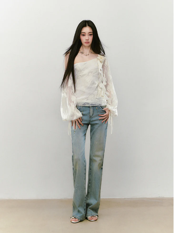 Irregular Slant Shoulder Lantern Sleeve T-shirt