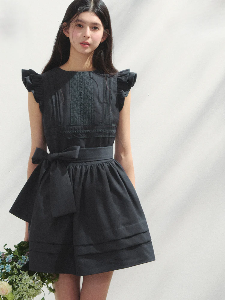 Flutter-Sleeve Bow-tied Tea-break Dress