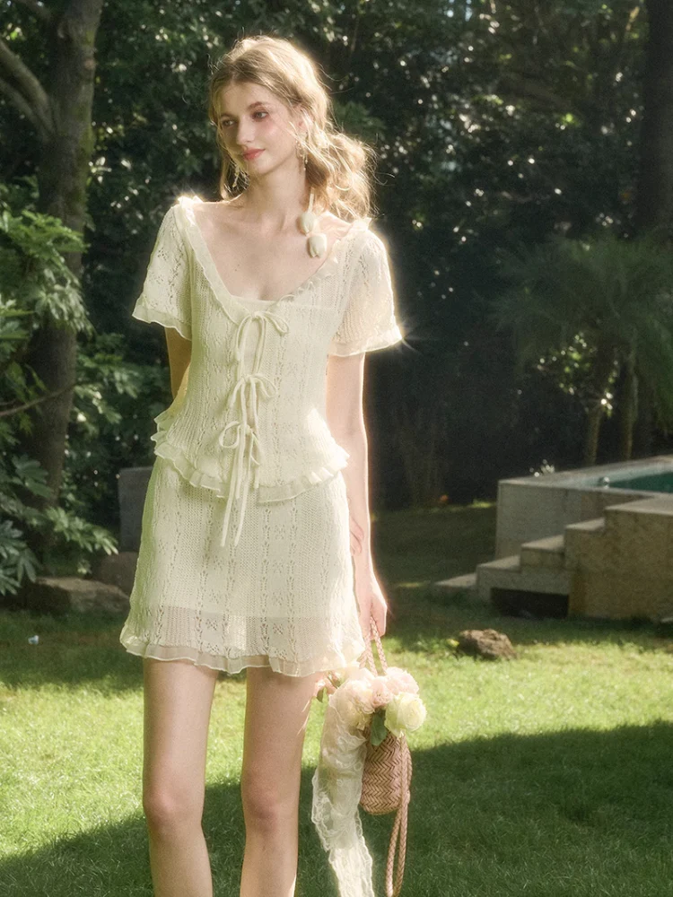 Cool Fabric Knitted Blouse & Skirt Set