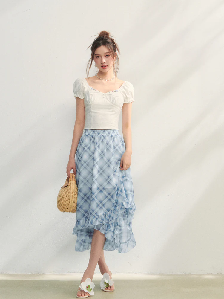 White Square Neck Embroidered Puff Sleeve Shirt