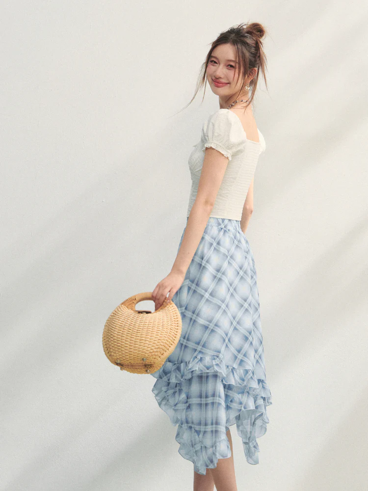 White Square Neck Embroidered Puff Sleeve Shirt