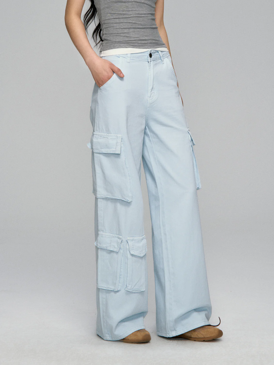 Flap-Back Pocket Utility Wide-Leg Jeans