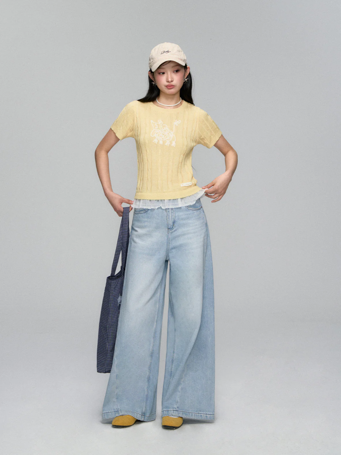 Washed Blade-Cut Wide-Leg Jeans