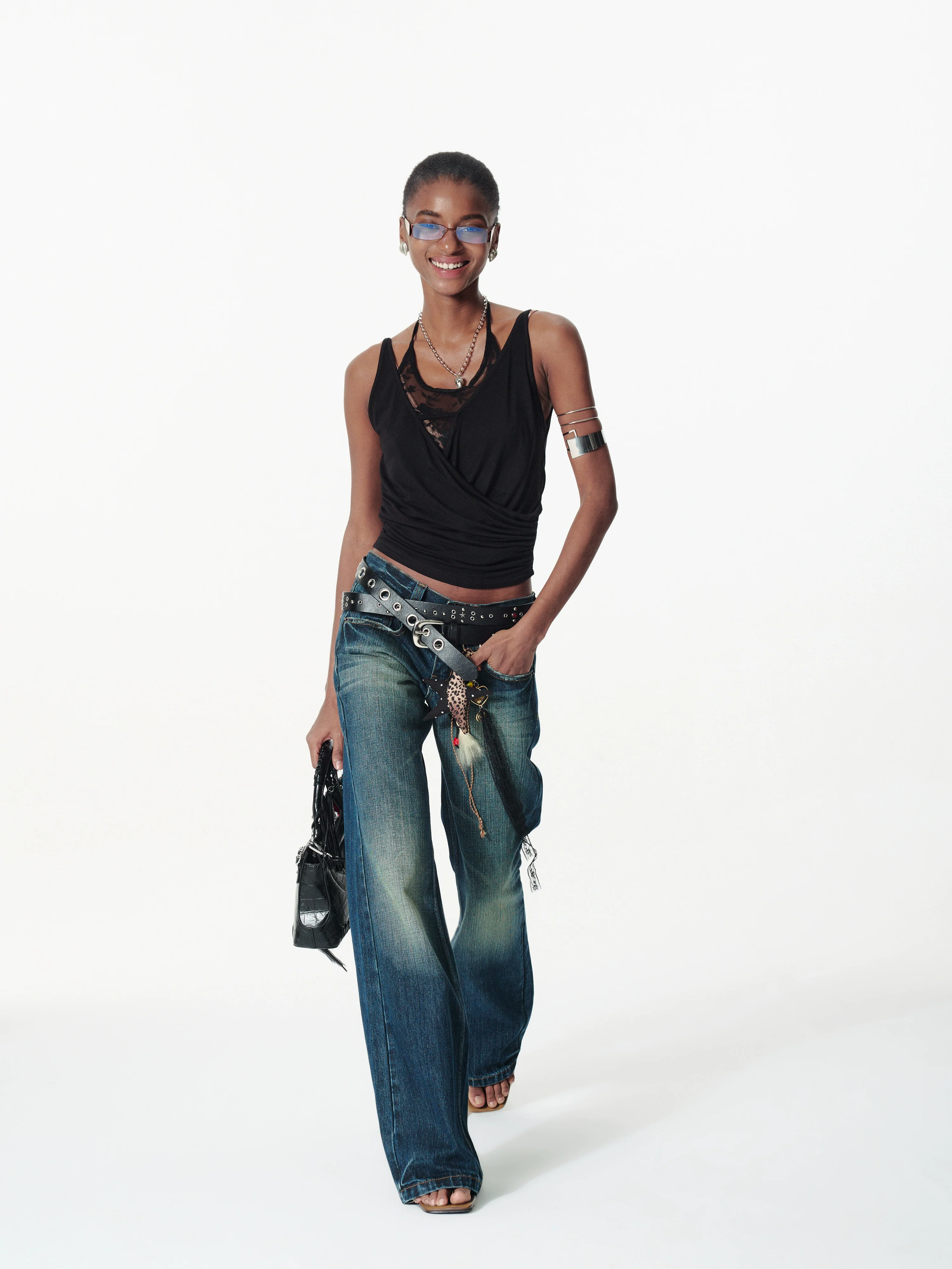 Distressed Washed Contrast Low-Waist Jeans