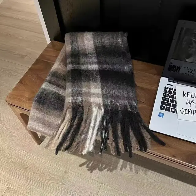 Winter Warm Plaid Fringe Scarf Women Vintage Thicken Color Shawl Couple Ins Korean Velvet Brand Scarves Autumn Outdoor