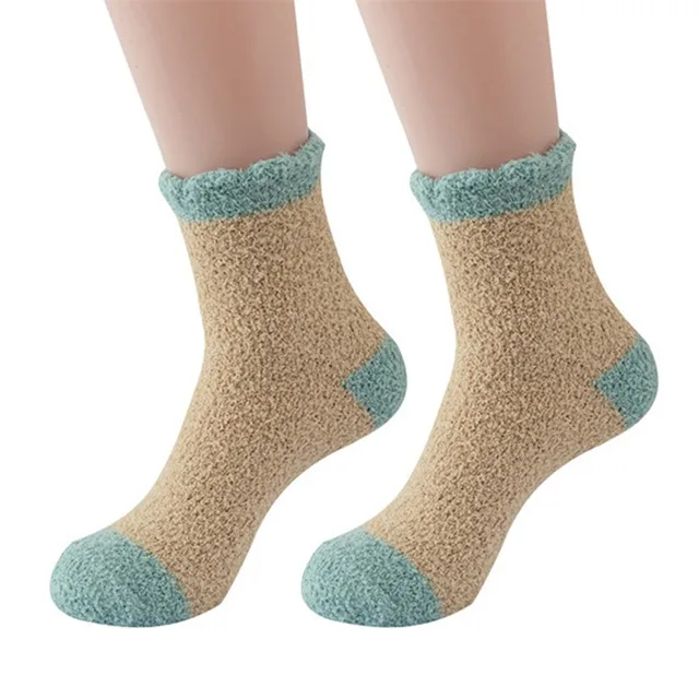 1 Pair Women's Fuzzy Socks with Non-Slip Grips Super Soft Woman Man Cold Protection Winter Warm Cozy Plush Slipper Socks