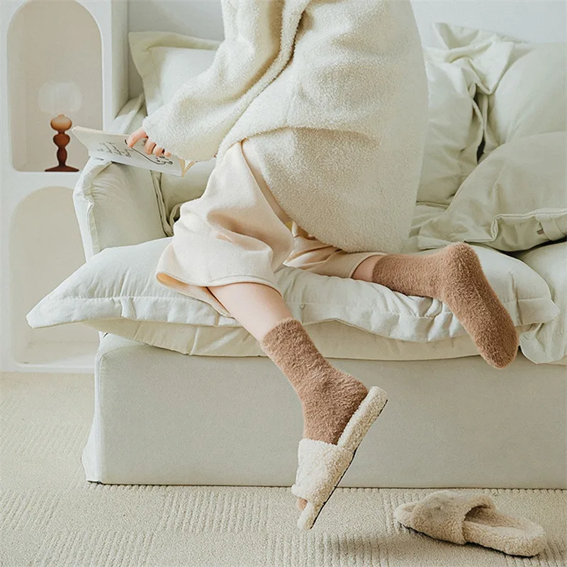 Women Solid Cozy Mink Velvet Socks Autumn Winter Hosiery Thicken Warm Pure Color Sleep Bed Floor Home Fluffy Sock Harajuku