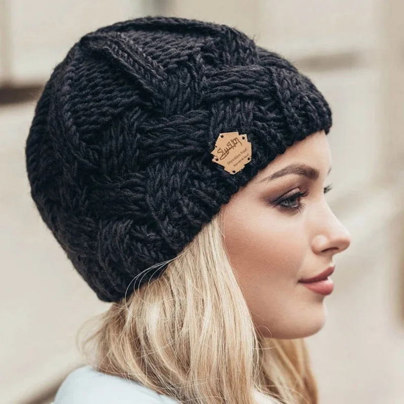 New Women Knitted Hats Autumn Winter Fashion Knitted Hats Solid Outdoor Warm Knitted Skullies Beanies Caps Thermal Windproof Hat