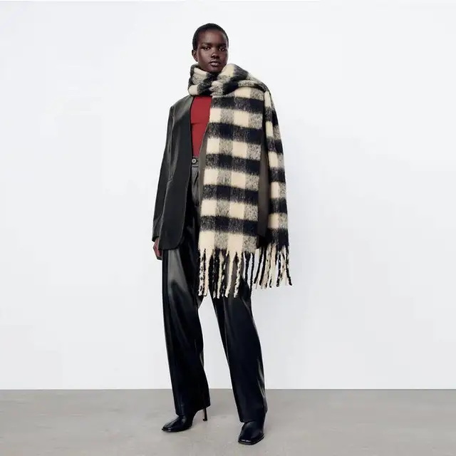 Winter Warm Plaid Fringe Scarf Women Vintage Thicken Color Shawl Couple Ins Korean Velvet Brand Scarves Autumn Outdoor