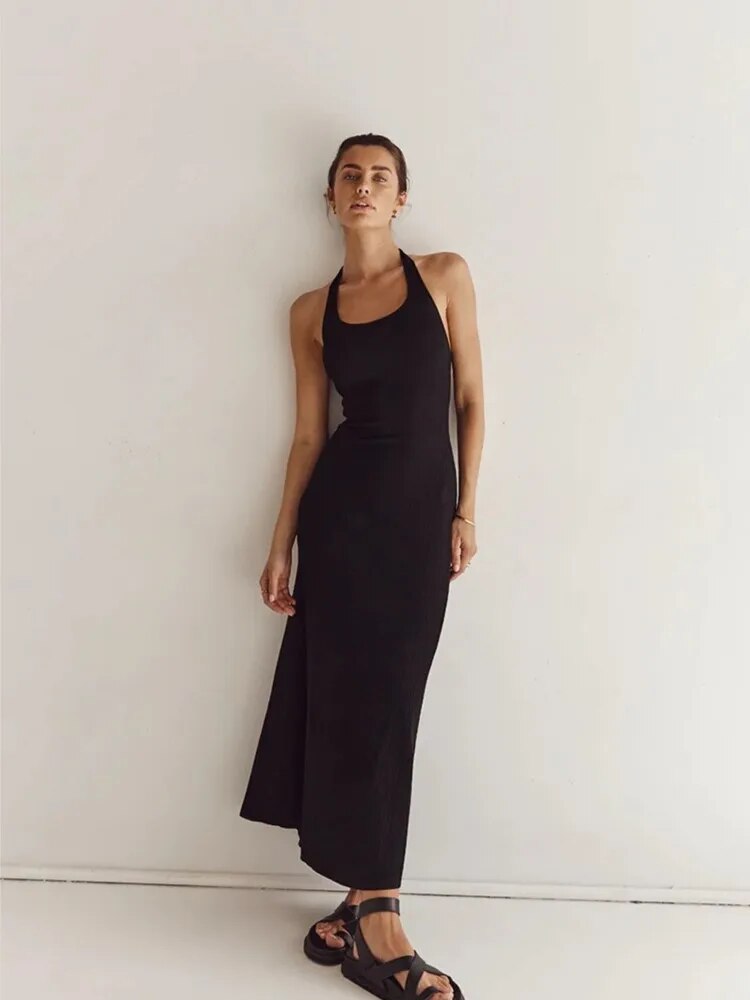 Sexy Solid Backless Women Knitted Halter Midi Dress Elegant U-neck Sleeveless Bodycon Maxi Dress Summer Female Chic Beach Robe