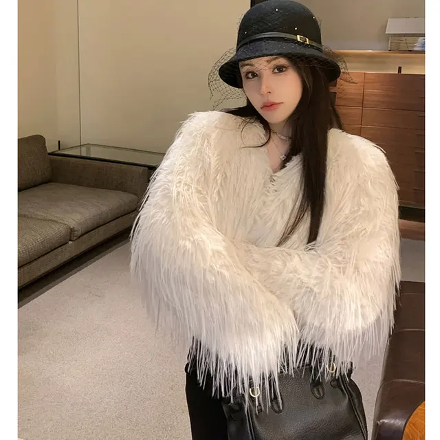 Sexy Faux Fox Fur Short Coat Women Fashion Feather Tassel Cardigan Coats Outercoat Lady Party Elegant Solid Club Outfits
