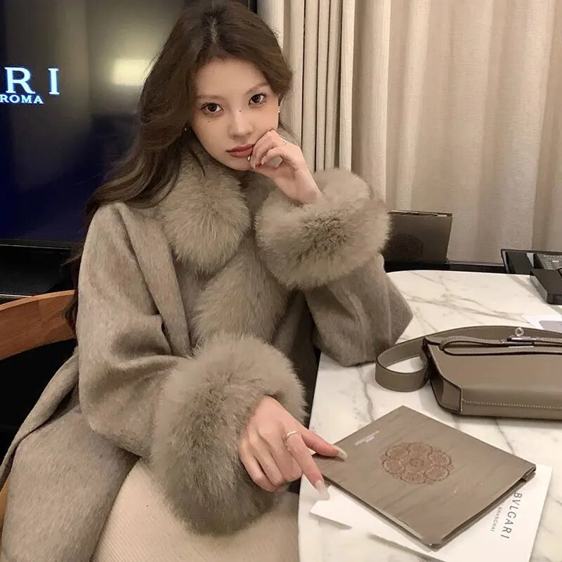 White Wollen Coat With Belt Woman Winter Autumn Chic Solid Fox Fur Collar Thick Warm Chic Long Ladies Lace Up Coat Outwear
