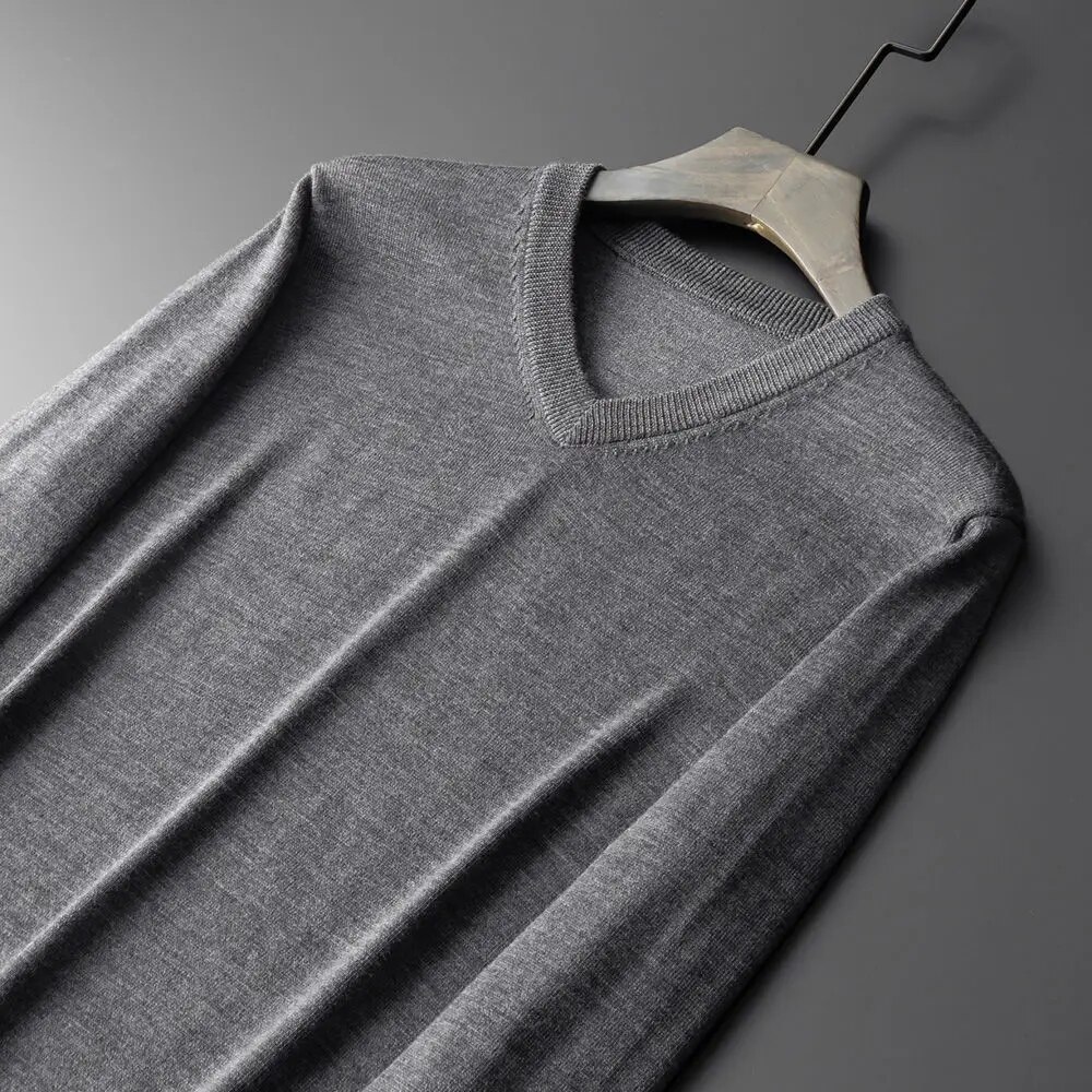 Top Quality New Fashion Solid V Neck Long Sleeve Men Cotton Casual Men Clothes Causal Knitted Sweaters Slim Pullovers H28