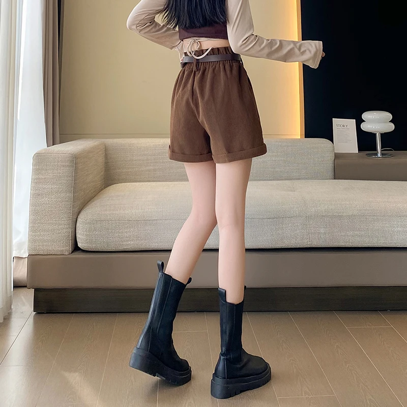 Autumn Winter Woman Corduroy Shorts With Belt Elastic Waist Loose Crimping Vintage Short Pants For Boots