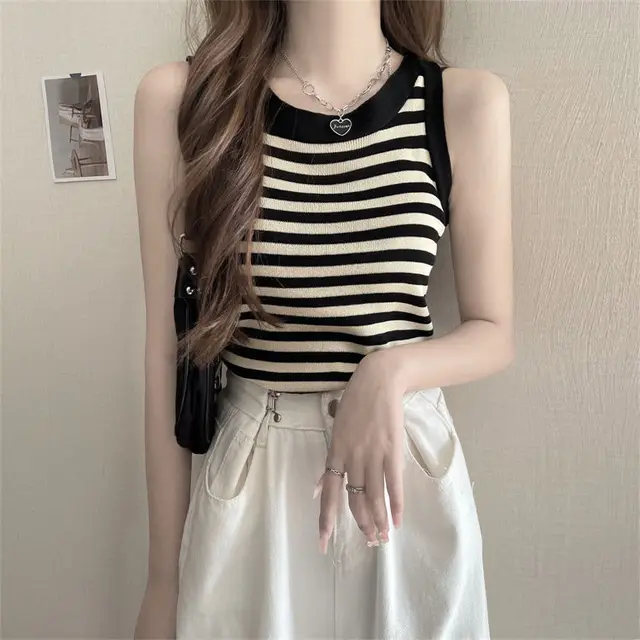 Retro Striped Knitted Vest Summer Women's Bottoming Outerwear Sleeveless Design Sense Thin Chic Short Streetwear Tops Tank Top
