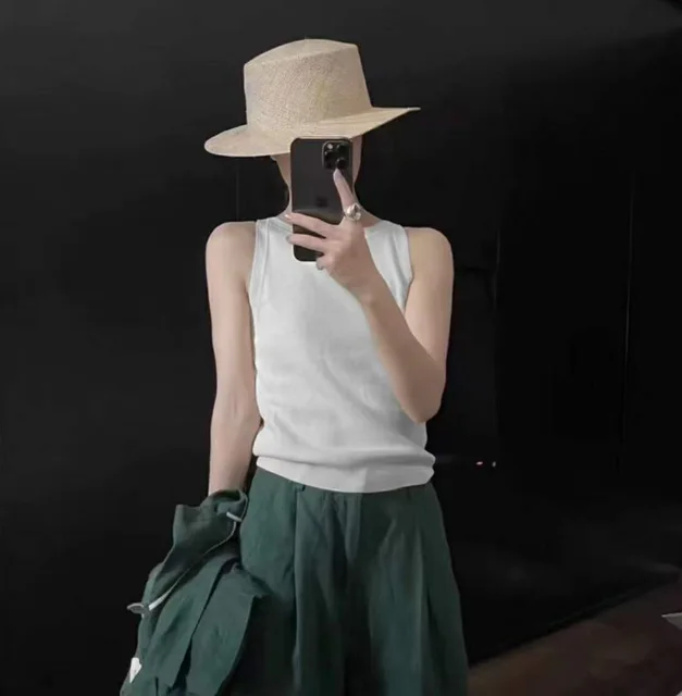 Retro Striped Knitted Vest Summer Women's Bottoming Outerwear Sleeveless Design Sense Thin Chic Short Streetwear Tops Tank Top