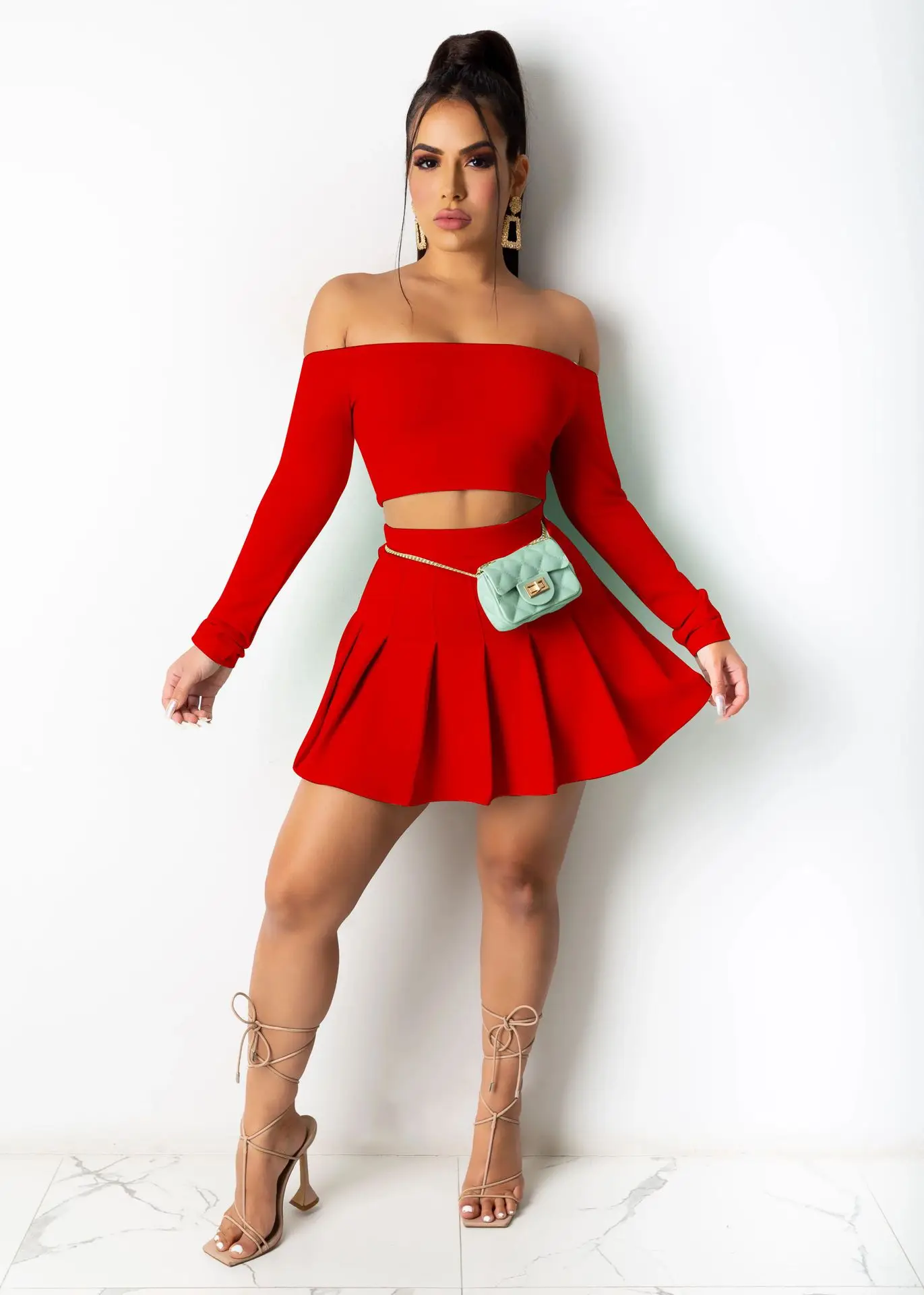 Birthday Outfits Women Dress Sets Raglan Sleeve Slash Neck T Shirt Suit Sexy Crop Top Ladies Pleated Mini Dresses Two Piece Set