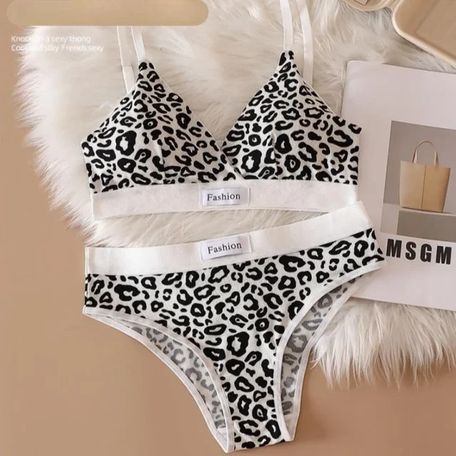 Underwear Women Set Low Waist Panties Leopard Bralette Sexy Lingerie Set Vneck Sport Brassiere Female Cotton Underwear Set