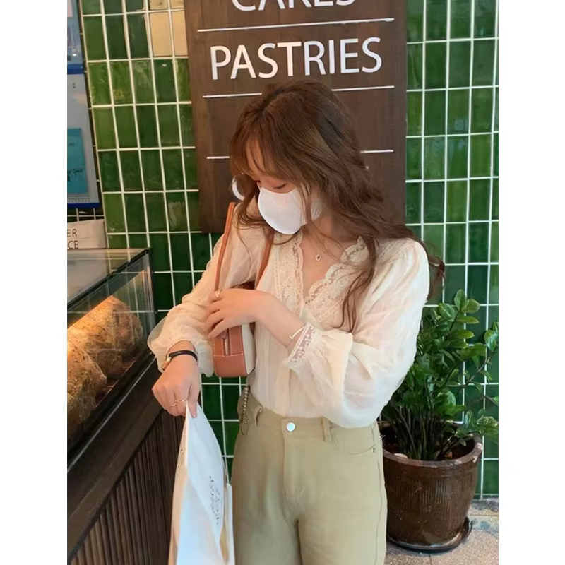 Elegant lace patch shirt female long sleeve shirt spring street Korean fashion V neck casual new full fashion blouse
