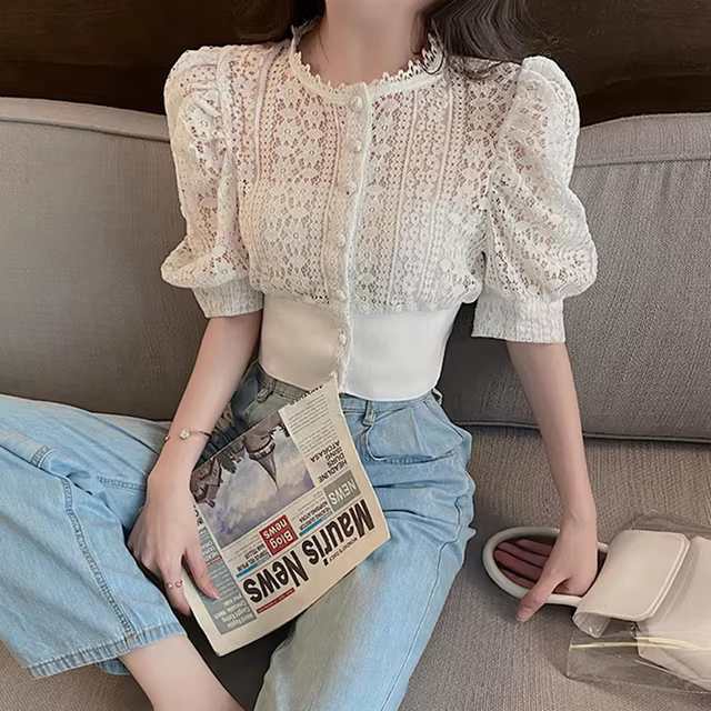 Retro and elegant hollow lace shirt female sweet summer Korean bubble short sleeves solid color simple slimming casual navel blouse
