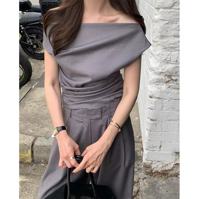 Elegant oblique collar shirt women Korean fashion black shirt sexy exposed shoulder shirt summer office women short sleeve elegant shirt new