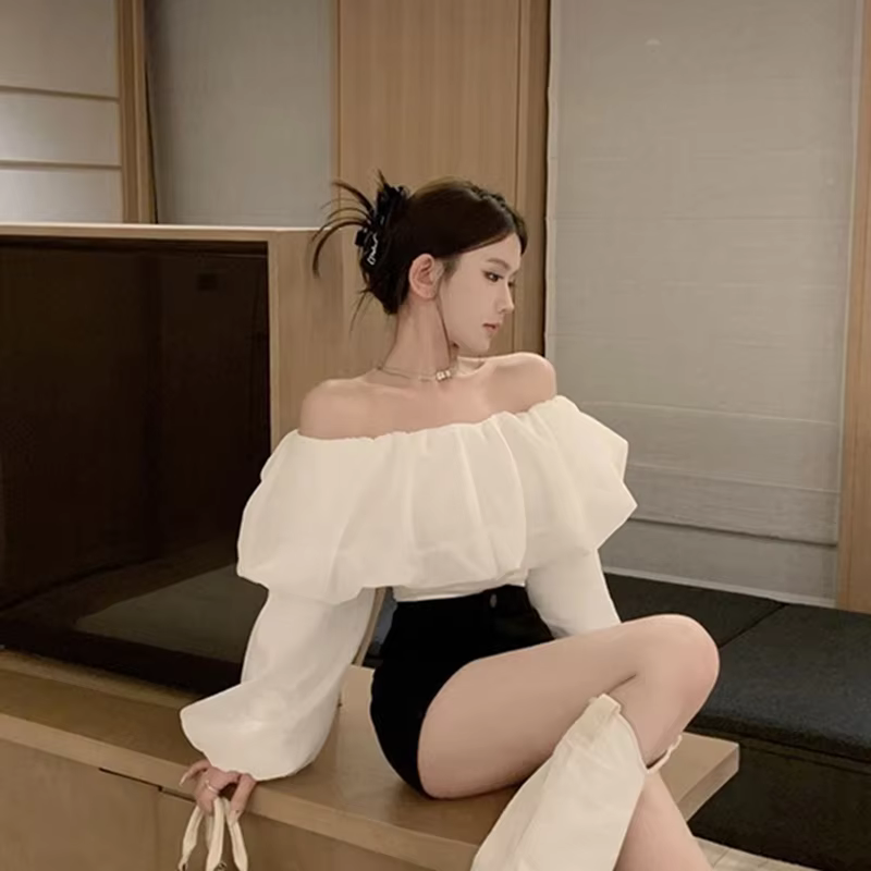 White wide collar shirt elegant lantern long sleeve black shirt office lady Korean fashion sexy exposed shoulder navel blouse